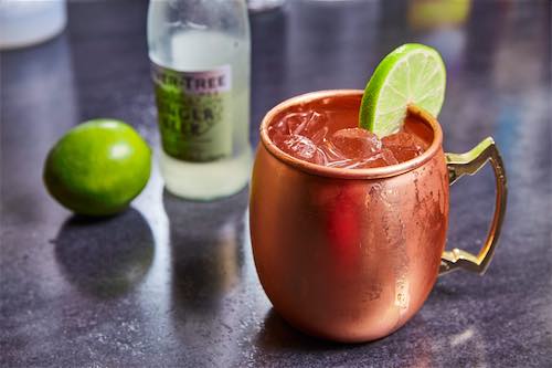 Refreshing skinny Moscow mule in copper mug
